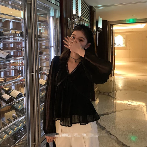 Korean womens Lace Chiffon blouse long sleeve V neck
