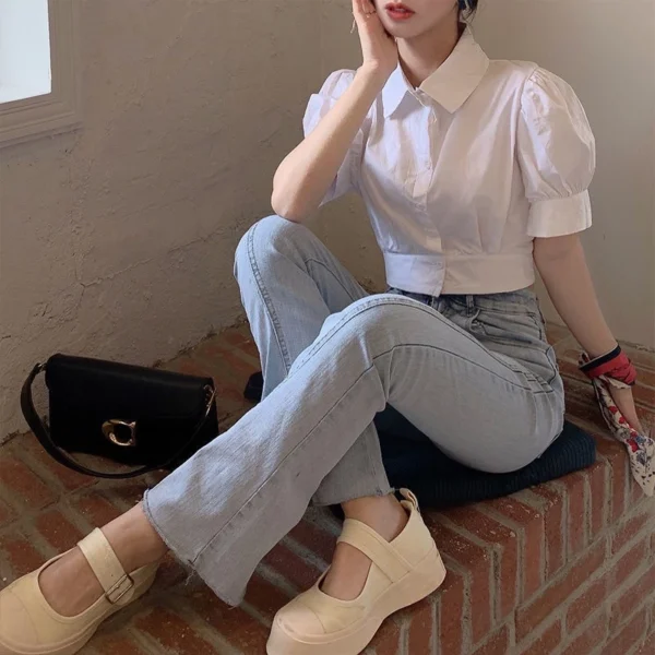 ee87046ab1c9062d58f72283c679ee86.webp Korean style womens bubble sleeve white blouse short sleeve short style