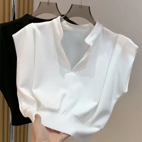 Korean womens solid color sleeveless shirt Vneck short waist